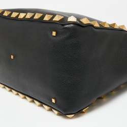 مملوكة مسبقًا Valentino Black Leather Roman Studded Tote