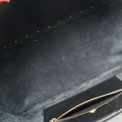 مملوكة مسبقًا Valentino Black Leather Roman Studded Tote