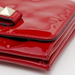 Pre Owned Valentino Red Patent Leather Rockstud Va Va Voom Chain Clutch
