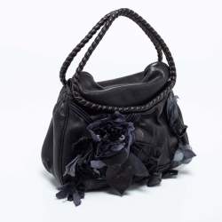 Pre Owned Valentino Black Leather And Silk Flower Embellishment Shoulder Bag