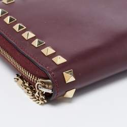 Pre Owned Valentino Burgundy Leather Medium Rockstud Zip Around Wallet