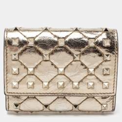 Pre Owned Valentino Gold Patent Leather Rockstud Spike Compact Wallet