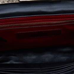 Pre Owned محفظة بسلسلة فالنتينو جلد ذهبي ميتاليك مبطن مرصعة روكستد