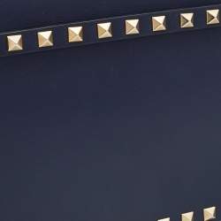 Pre Owned Valentino Navy Blue Leather Rockstud Wristlet Clutch