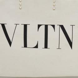 مملوكة مسبقًا حقيبة يد توتس فالنتينو جلد وكانفاس بني/أوف وايت مزينة شعار الماركة ڨي أل تي إن كبيرة