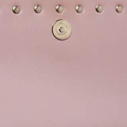 Pre Owned حقيبة كروس فالنتينو روكستد جلد أسود صغيرة بقلاب