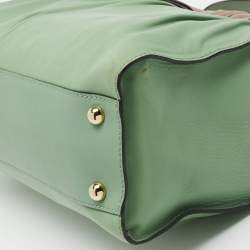 مملوكة مسبقًا حقيبة فالنتينو أفروديت جلد بني فاتح/بيج بفيونكة 