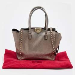 Pre Owned Valentino Metallic Leather Small Rockstud Shopper Tote