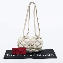 Pre Owned Valentino Off White Diamond Quilt Padded Leather Rockstud Shoulder Bag