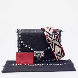 Pre Owned Valentino Black Leather Rolling Rockstud Shoulder Bag