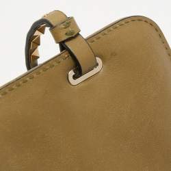 Pre Owned Valentino Green Leather Rockstud Slim Shoulder Bag