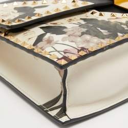 Pre Owned Valentino Black/Cream Floral Print Leather Rockstud Wristlet Clutch