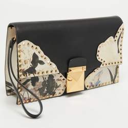 Pre Owned Valentino Black/Cream Floral Print Leather Rockstud Wristlet Clutch