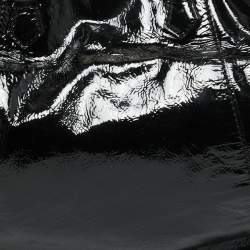 Pre Owned Valentino Black Patent Leather Logo Plague Hobo