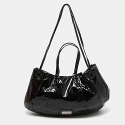 Pre Owned Valentino Black Patent Leather Logo Plague Hobo