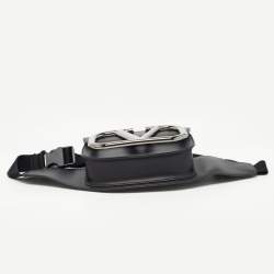 Pre Owned Valentino Black Leather SuperVee Belt Bag