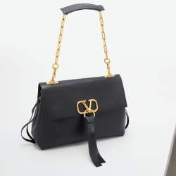 Pre Owned Valentino Black Leather Medium VRING Chain Shoulder Bag