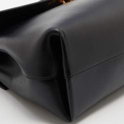 Pre Owned Valentino Black Leather Medium VRING Chain Shoulder Bag