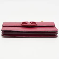 Pre Owned Valentino Red Leather VLogo Chain Wallet