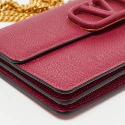 Pre Owned Valentino Red Leather VLogo Chain Wallet