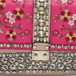 مملوكة مسبقًا حقيبة فالنتينو غلام جلد متعدد الألوان مزخرف روكستد بقفل بقلاب متوسطة