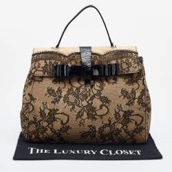 Pre Owned Valentino Beige/Black Raffia, Lace and Patent Leather Top Handle Bag
