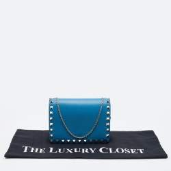 Pre Owned Valentino Blue Leather Flap Rockstud Wallet on Chain