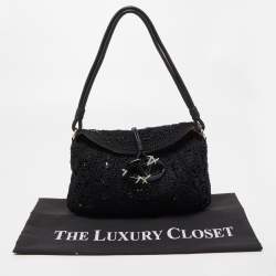 مملوكة مسبقًا Valentino Black Bead Embellished Crochet Fabric V Ring Baguette Bag