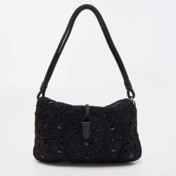 مملوكة مسبقًا Valentino Black Bead Embellished Crochet Fabric V Ring Baguette Bag