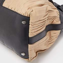 Pre Owned Valentino Black/Beige Pleated Leather Catch Satchel
