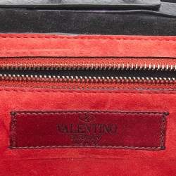 Pre Owned Valentino Black Quilted Crinkled Leather Rockstud Spike Chain Clutch 