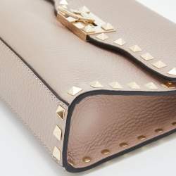 Pre Owned Valentino Pink Leather Rockstud Flap Crossbody Bag