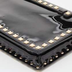 Pre Owned Valentino Black Patent Leather Rockstud Wristlet Clutch