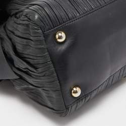 Pre Owned Valentino Black Pleated Leather Side Bow Satchel