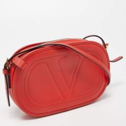 Pre Owned Valentino Red Leather Logo Go Crossbody Bag