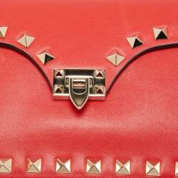 Pre Owned Valentino Red Leather Rockstud Baguette Bag