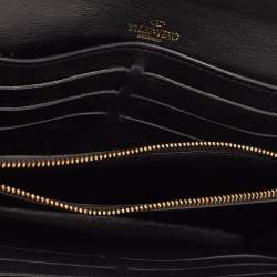 Pre Owned محفظة بسلسلة فالنتينو روكستد جلد ميتالك