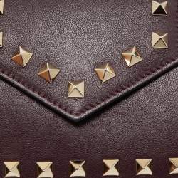Pre Owned Valentino Dark Purple Leather Rockstud Phone Case Chain Bag