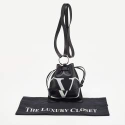 Pre Owned Valentino Black Leather VLogo Drawstring Pouch Bag