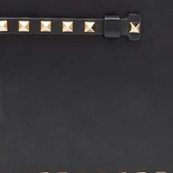 Pre Owned Valentino Black Leather Rockstud Wristlet Clutch