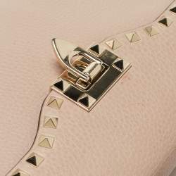 Pre Owned Valentino Old Rose Leather Rockstud Top Handle Bag