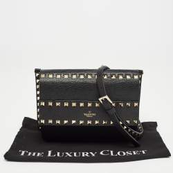 Pre Owned Valentino Black Leather Rockstud Crossbody Bag