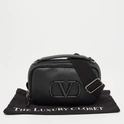 Pre Owned Valentino Black Leather VSling Crossbody Bag
