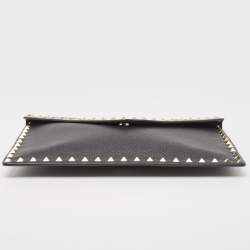Pre Owned Valentino Black Leather Rockstud Envelope Pouch