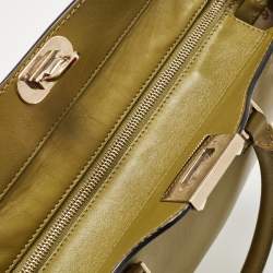 Pre Owned Valentino Olive Green Leather Small Rockstud Trapeze Tote