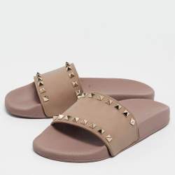 Pre Owned Valentino Dusty Pink Rubber Rockstud Slides Size 38