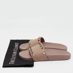 Pre Owned Valentino Dusty Pink Rubber Rockstud Slides Size 38