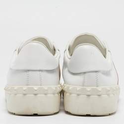 Pre Owned Valentino White/Pink Leather Rockstud Lace Up Sneakers Size 40