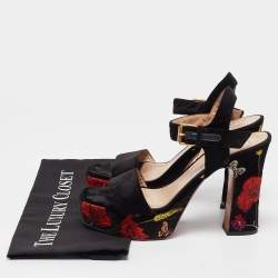Pre Owned Valentino Black Velvet  Ankle Strap Sandals Size 37.5