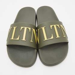 Pre Owned Valentino Green Rubber VLTN Flat Slides Size 42